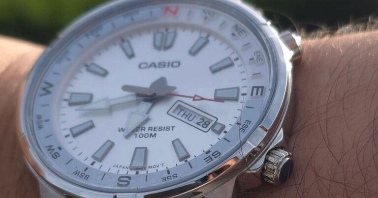Casio MTD-130D-7A review Wrist shot
