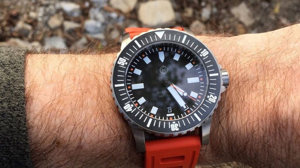 Helm Vanuatu tool watch
