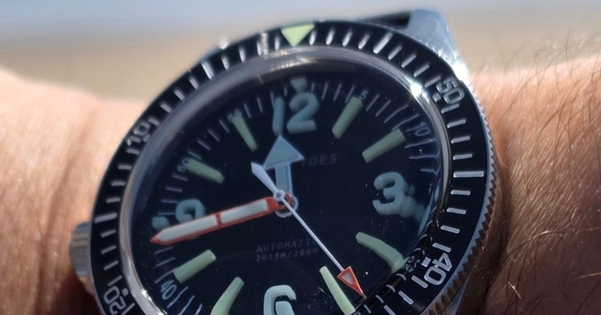 Review: Phorcydes PH-4B - Is this the lume master of affordable watches? Review: Phorcydes PH-4B – Is this the lume master of affordable watches?