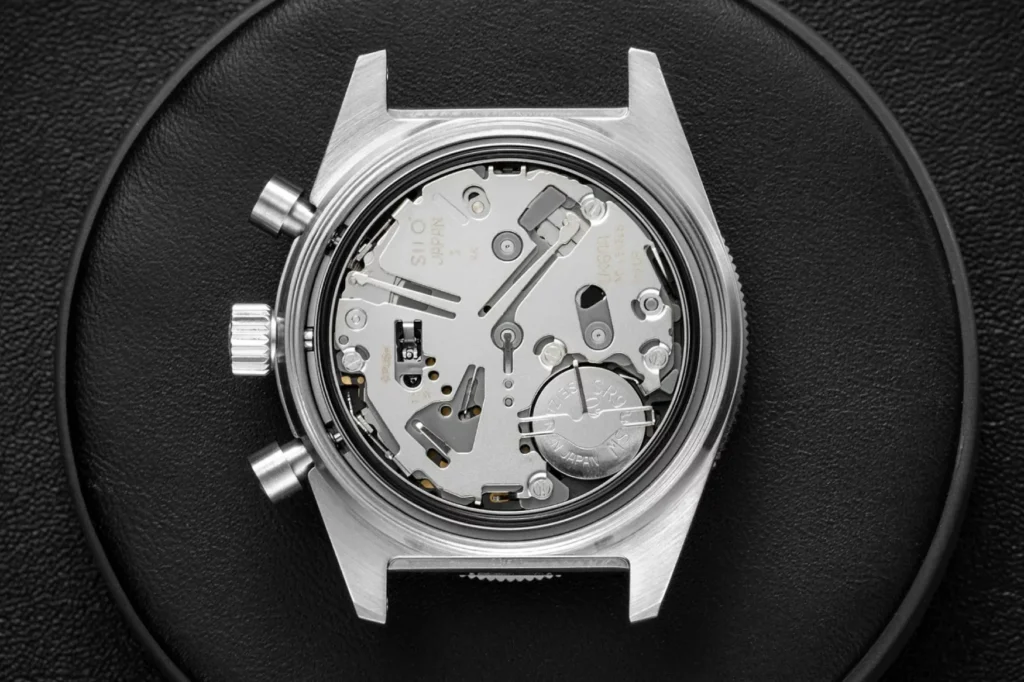 Mecha-Quartz watch movement