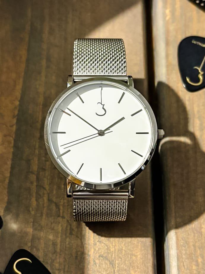 Luthier Watches – LP Series photo 2